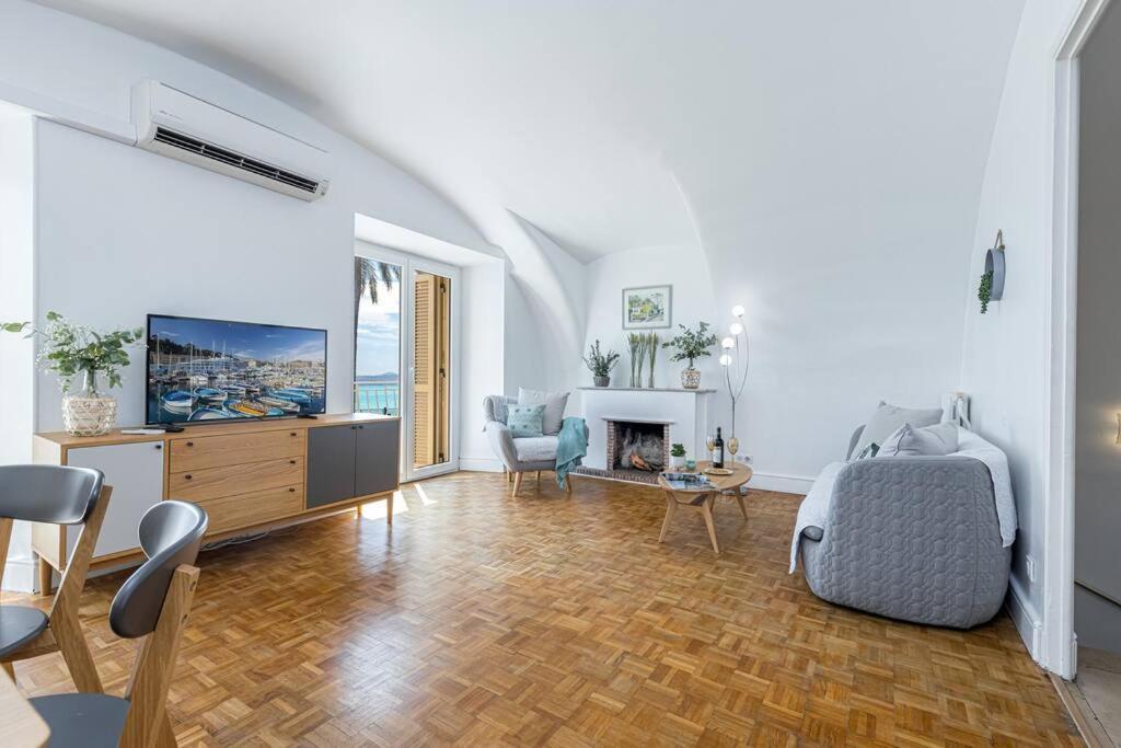 Ferienhaus Ponchette - Independent House Promenade Des